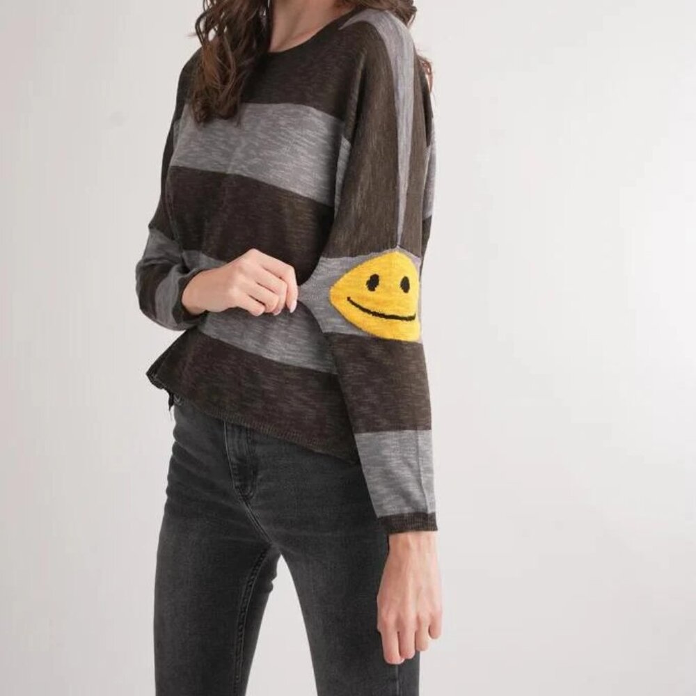 StitchDrop Happy Face Sweater sz M